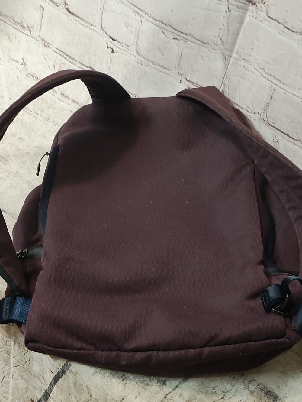 Lululemon City Adventurer  Dark Cherry Back Pack Back Pocket Utility Water Repel - Picture 10 of 16